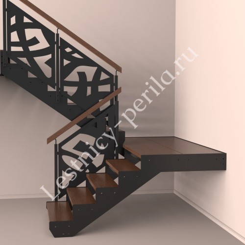 П-образная лестница с резным ограждением - 2