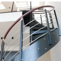 Винтовая лестница  на тетиве с металлическими ступенями Вагнер - 4