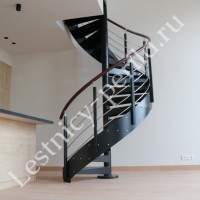 Винтовая лестница  на тетиве с металлическими ступенями Вагнер