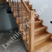 П-образная деревянная лестница с площадкой Честер-4 - 3