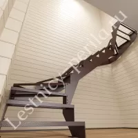 Металлокаркас для лестницы трехмаршевый КО-6 - 2