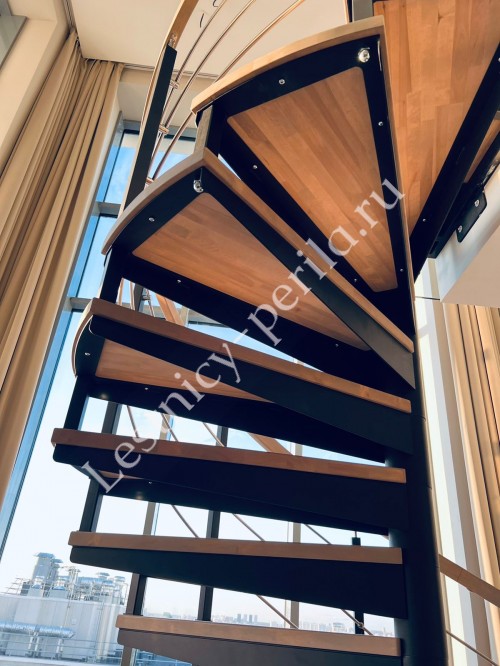 Винтовая лестница с ригелями Frame Line Black - 4